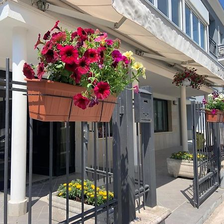 Hotel Oria Rimini Exterior foto